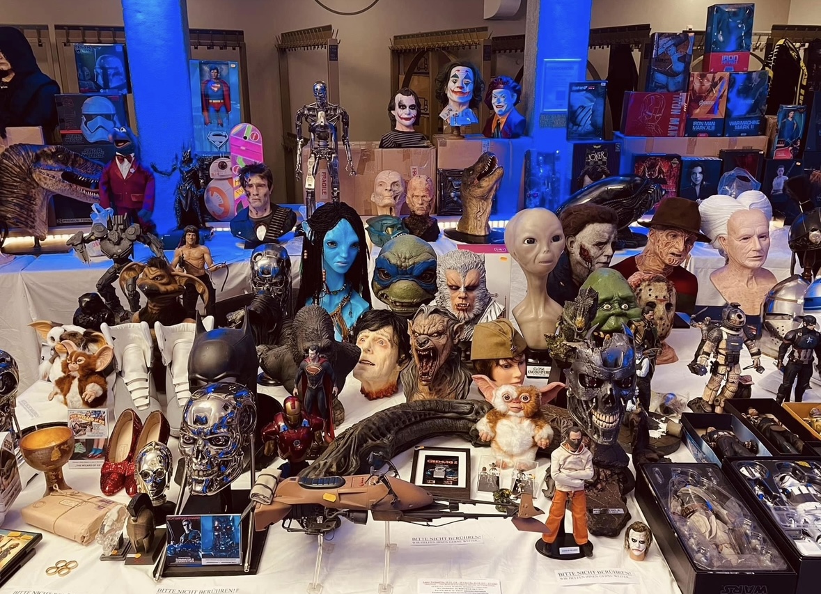 Filmrequisiten Lager Verkauf 13. + 14.12.25 in Zürich-Altstetten